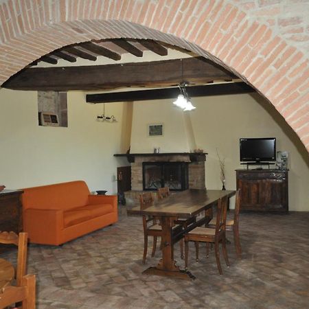 Farm Stay Il Carro Del Colle Collevalenza Exteriör bild