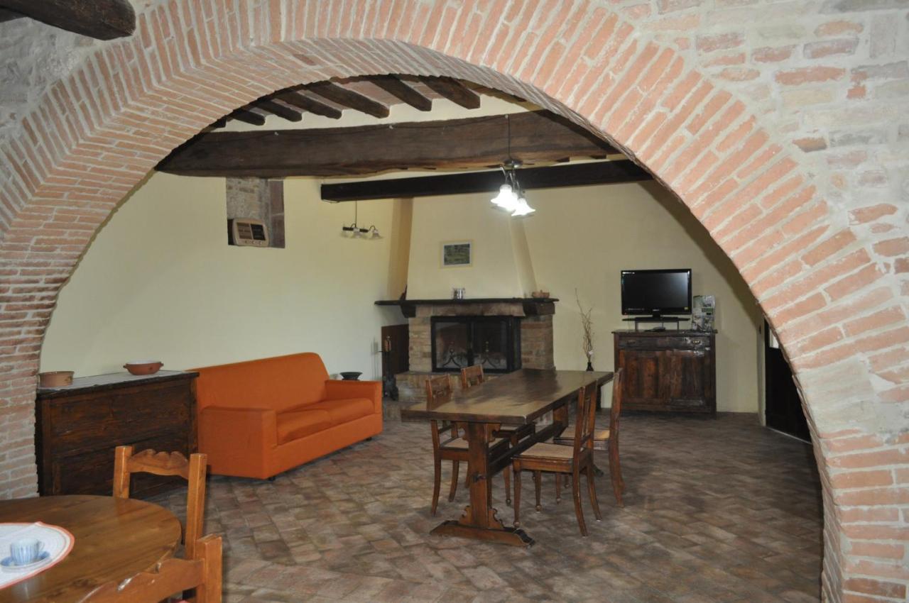 Farm Stay Il Carro Del Colle Collevalenza Exteriör bild